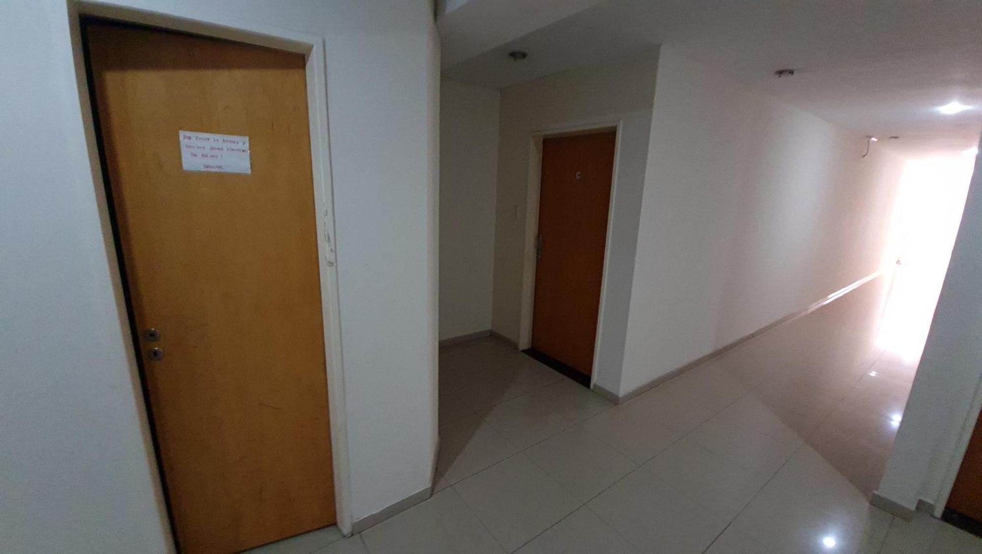 Appartamento Simpsoniano Dpto Centrico A Minutos Del Aeropuerto Ezeiza Esterno foto